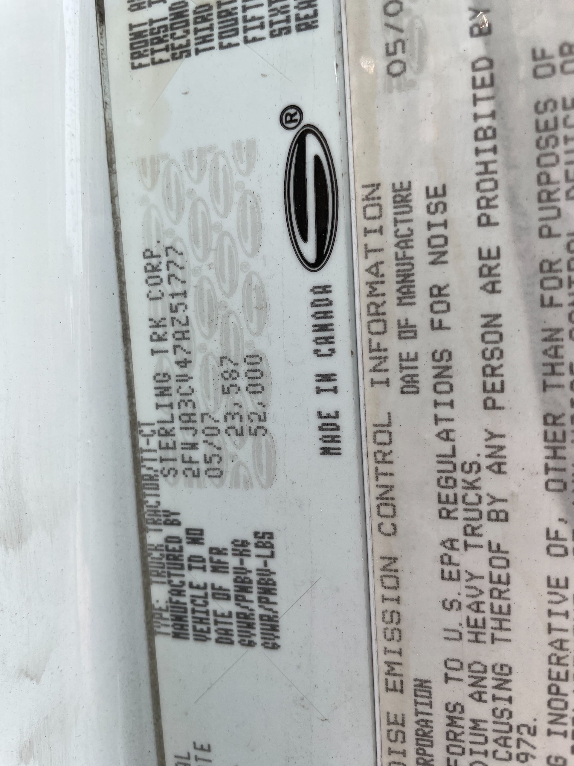 2007 STERLING TRUCK A9500 SERIES - Image 28