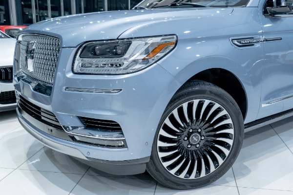 Used 2018 Lincoln Navigator Black Label SUV Top of the Line Model! SUPER Luxurious 3-Row SUV! for sale Sold at Chicago Motor Cars in West Chicago IL 60185 5