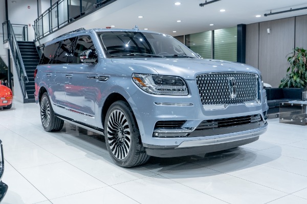 Used 2018 Lincoln Navigator Black Label SUV Top of the Line Model! SUPER Luxurious 3-Row SUV! for sale Sold at Chicago Motor Cars in West Chicago IL 60185 6