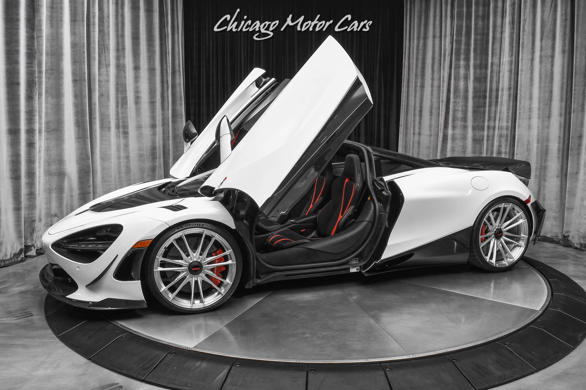 Used 2022 McLaren 720S Performance Coupe ONLY 800 Miles! 1016 Industries Carbon Fiber Kit! LOADED! for sale Sold at Chicago Motor Cars in West Chicago IL 60185 1