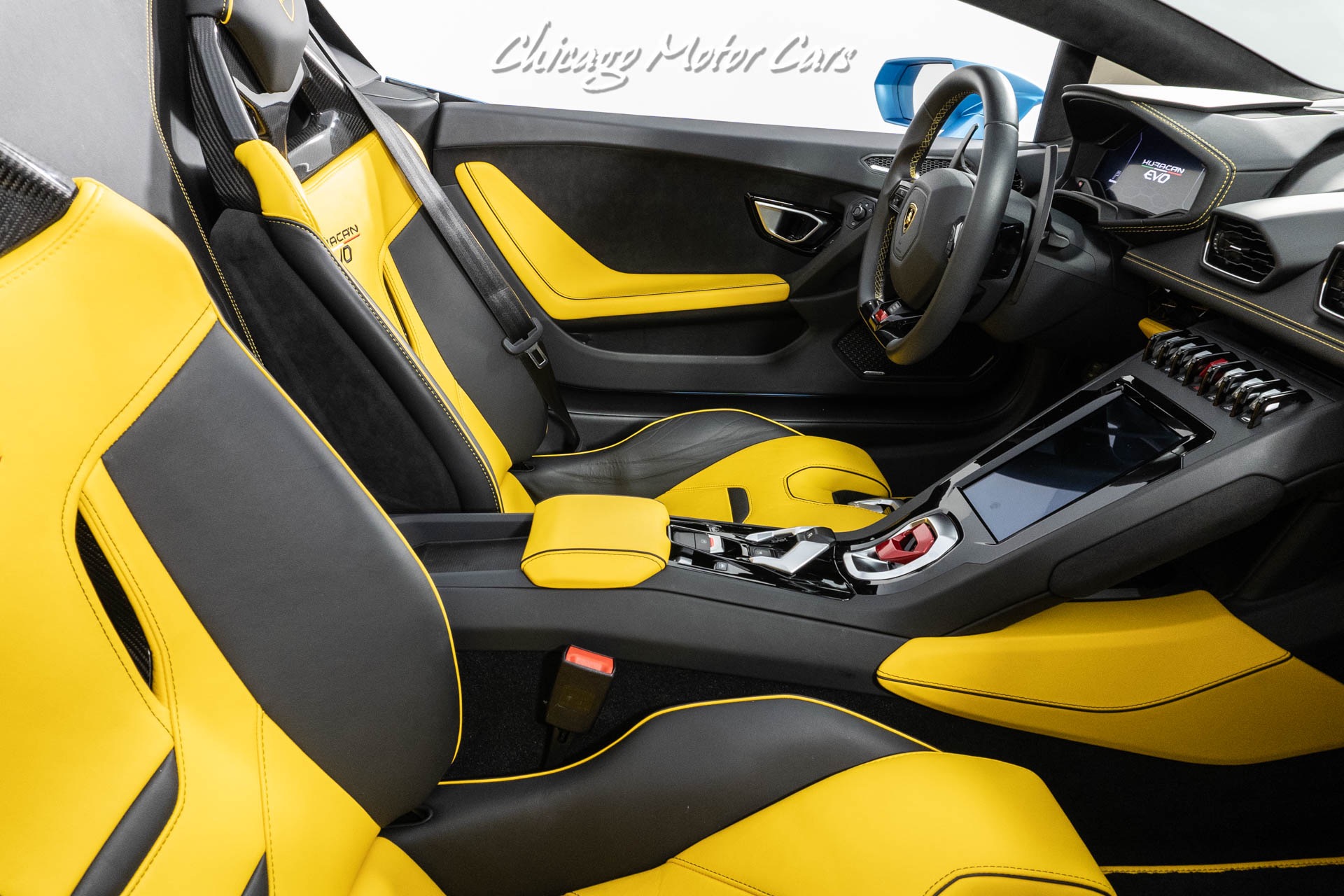 Yellow 2022 Lamborghini Huracan Interior Yellow 2022 Lamborghini Huracan Interior