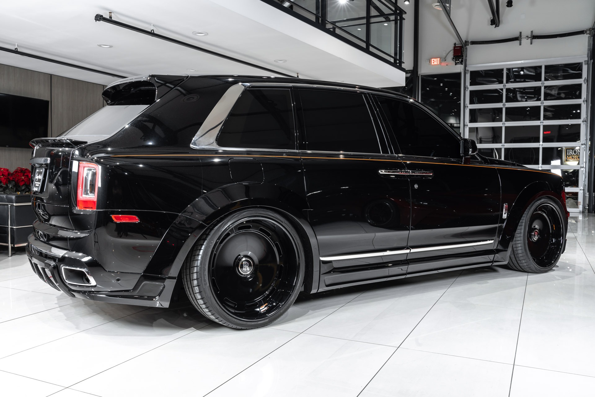 Used-2022-Rolls-Royce-Cullinan-SUV-The-HOTTEST-Example-Available-Novitec-Widebody-Build-Full-Car-PPF