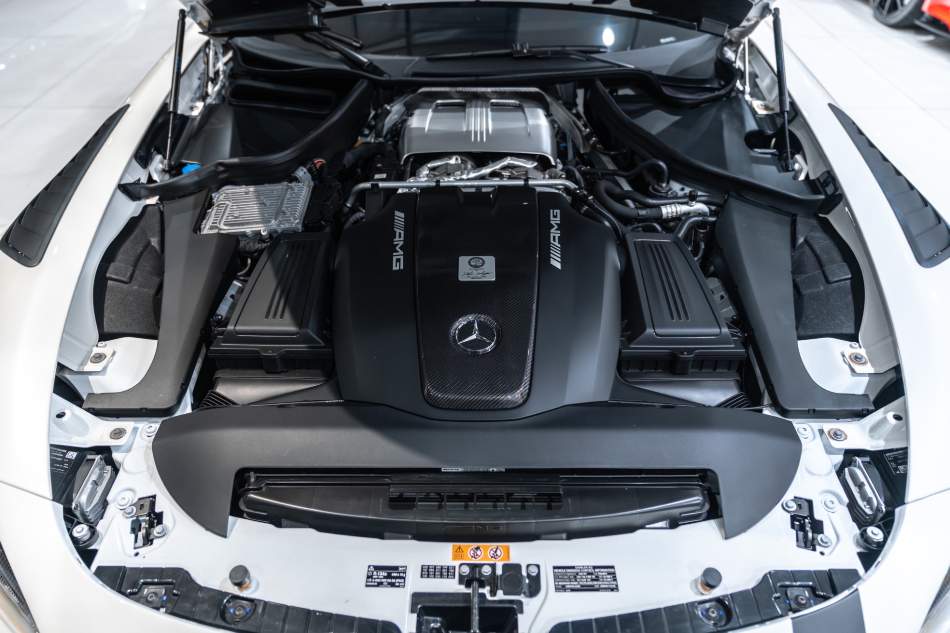 Used-2020-Mercedes-Benz-AMG-GTR-Pro-PKG-CERAMIC-BRAKES-BURMESTER-EXCLUSIVE-INTERIOR