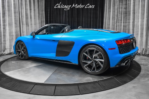 Used 2022 Audi R8 5.2 V10 performance Spyder Convertible ONLY 317 Miles! Riviera Blue Carbon for sale Sold at Chicago Motor Cars in West Chicago IL 60185 3