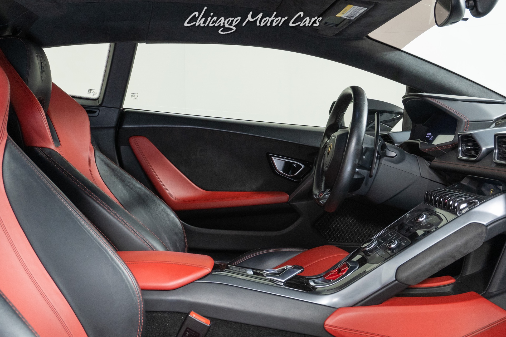 Used-2015-Lamborghini-Huracan-LP610-4-RED-INTERIOR-FRONT-VEHICLE-LIFT-FORGED-CARBON-ENGINE-BAY-LOADED