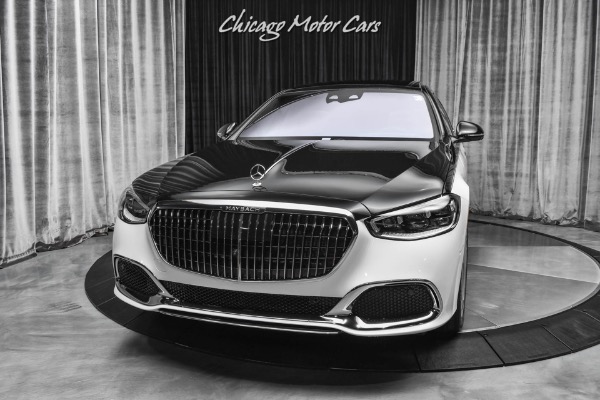 Used 2022 Mercedes-Benz S580 Maybach Maybach S580 4Matic Luxury Sedan Delivery Miles! 2 Tone! LOADED! for sale Sold at Chicago Motor Cars in West Chicago IL 60185 2