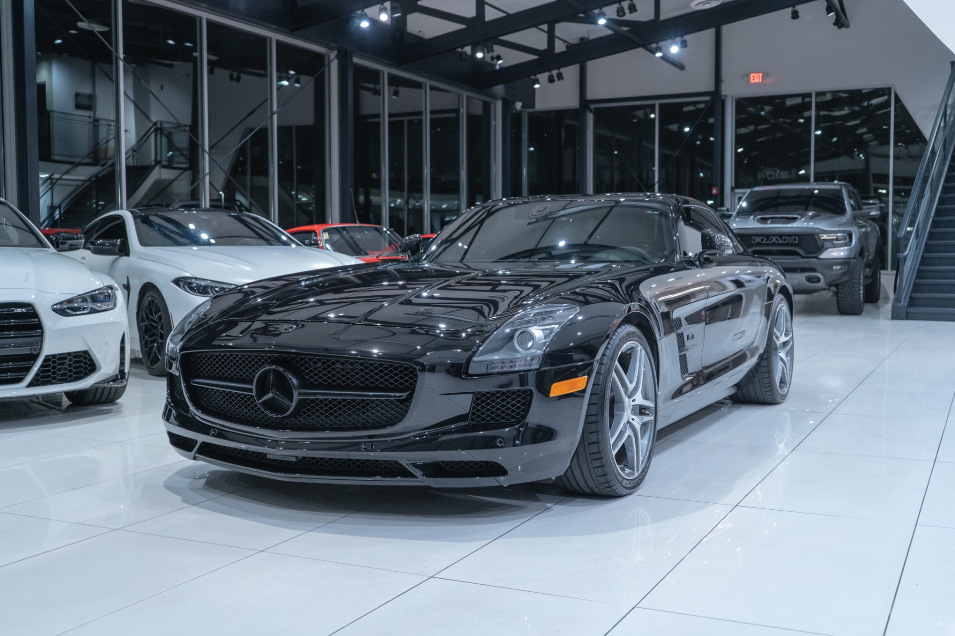 Used-2012-Mercedes-Benz-SLS-AMG-Coupe-Low-miles-RENNtech-Exhaust-Gullwing-Doors-Recent-Service