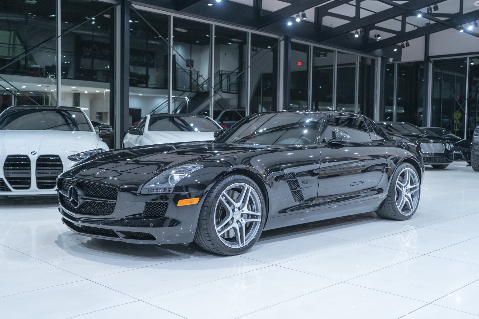 Used-2012-Mercedes-Benz-SLS-AMG-Coupe-Low-miles-RENNtech-Exhaust-Gullwing-Doors-Recent-Service