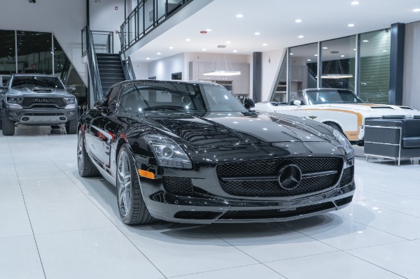 Used-2012-Mercedes-Benz-SLS-AMG-Coupe-Low-miles-RENNtech-Exhaust-Gullwing-Doors-Recent-Service