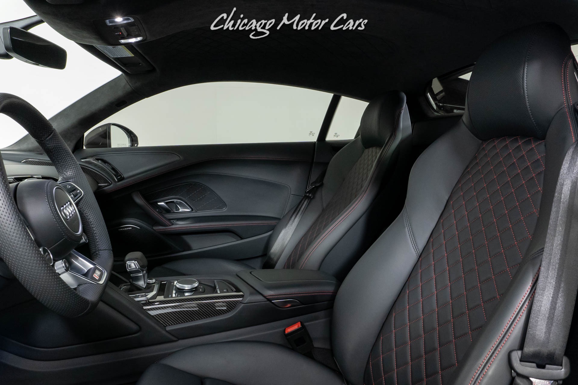 Used-2020-Audi-R8-52-quattro-V10-performance-ONLY-7K-MILES-CARBON-FIBER-OPTIONS