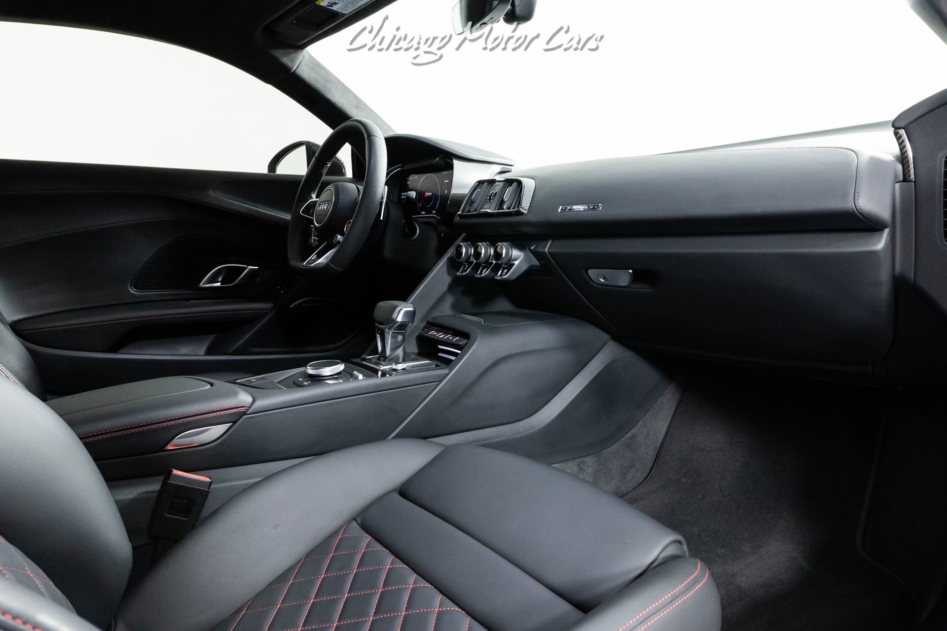 Used-2020-Audi-R8-52-quattro-V10-performance-ONLY-7K-MILES-CARBON-FIBER-OPTIONS