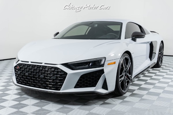 Used 2020 Audi R8 5.2 quattro V10 performance ONLY 7K MILES CARBON FIBER OPTIONS for sale Sold at Chicago Motor Cars in West Chicago IL 60185 5