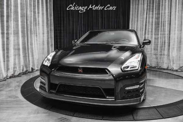 Used 2015 Nissan GT-R Premium FBO 650HP! LOW Miles! Flex Fuel! for sale Sold at Chicago Motor Cars in West Chicago IL 60185 2