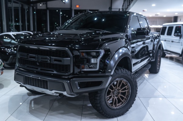 Used 2020 Ford F-150 SVT Raptor 4X4 SuperCrew Pickup 802A Pkg Tech Pkg Twin Moonroof Fuel Wheels for sale Sold at Chicago Motor Cars in West Chicago IL 60185 3