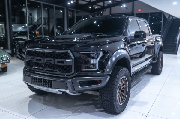 Used 2020 Ford F-150 SVT Raptor 4X4 SuperCrew Pickup 802A Pkg Tech Pkg Twin Moonroof Fuel Wheels for sale Sold at Chicago Motor Cars in West Chicago IL 60185 6