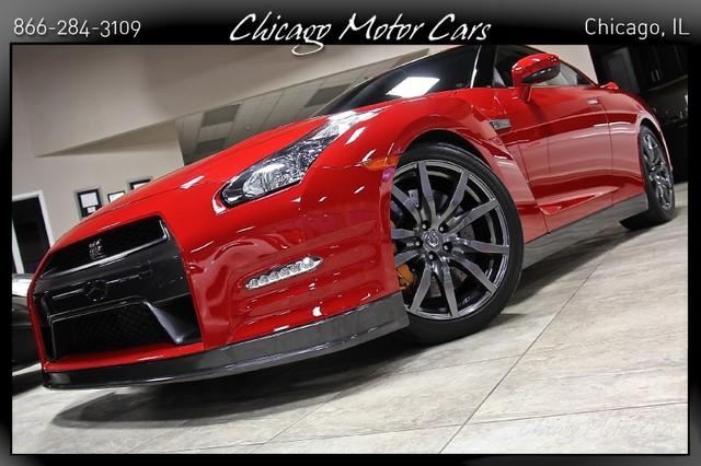 Used-2012-Nissan-GT-R-Premium