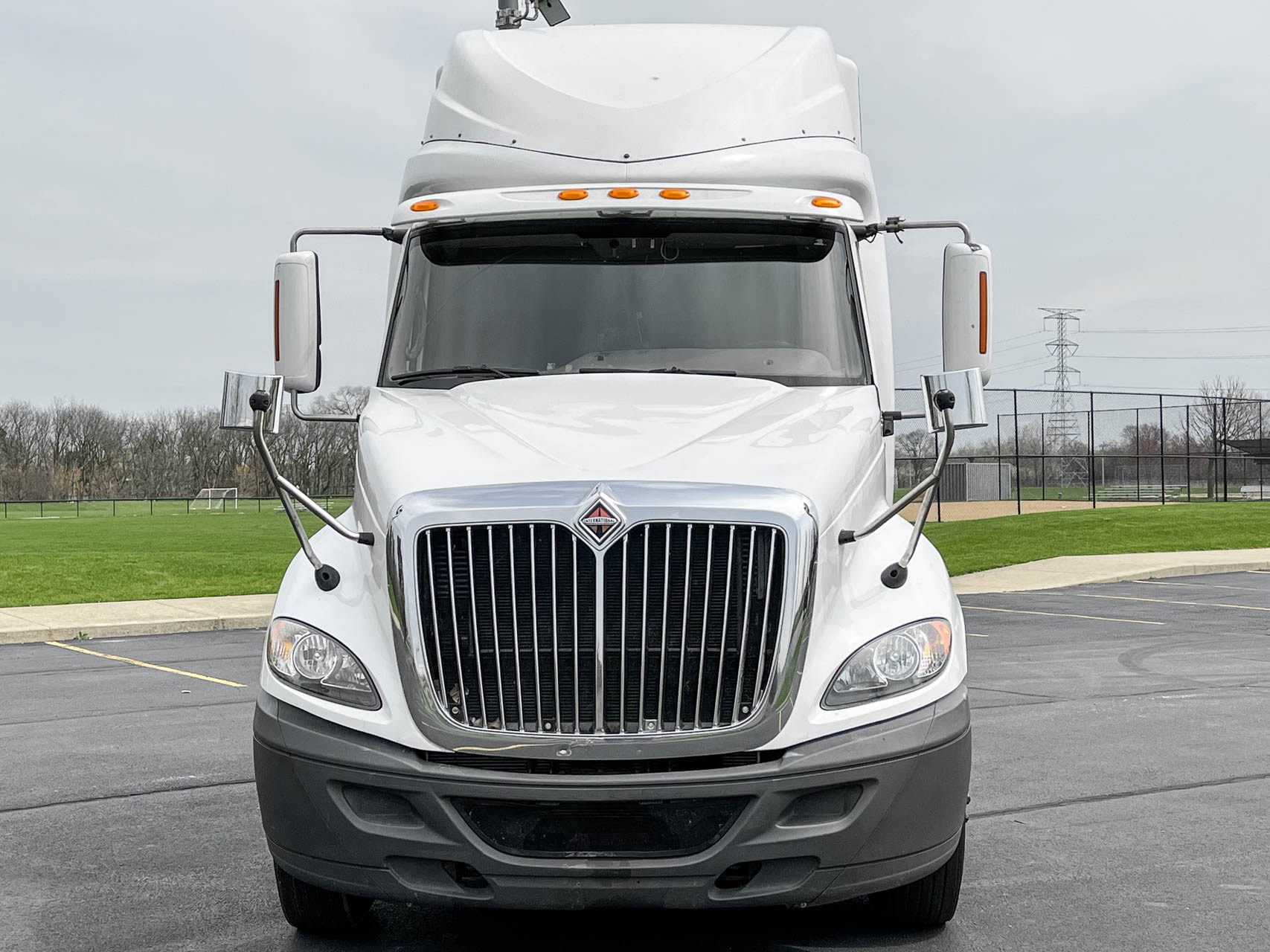 Used-2010-International-Prostar-Premium-Sleeper---Cummins-ISX---13-Speed-Manual