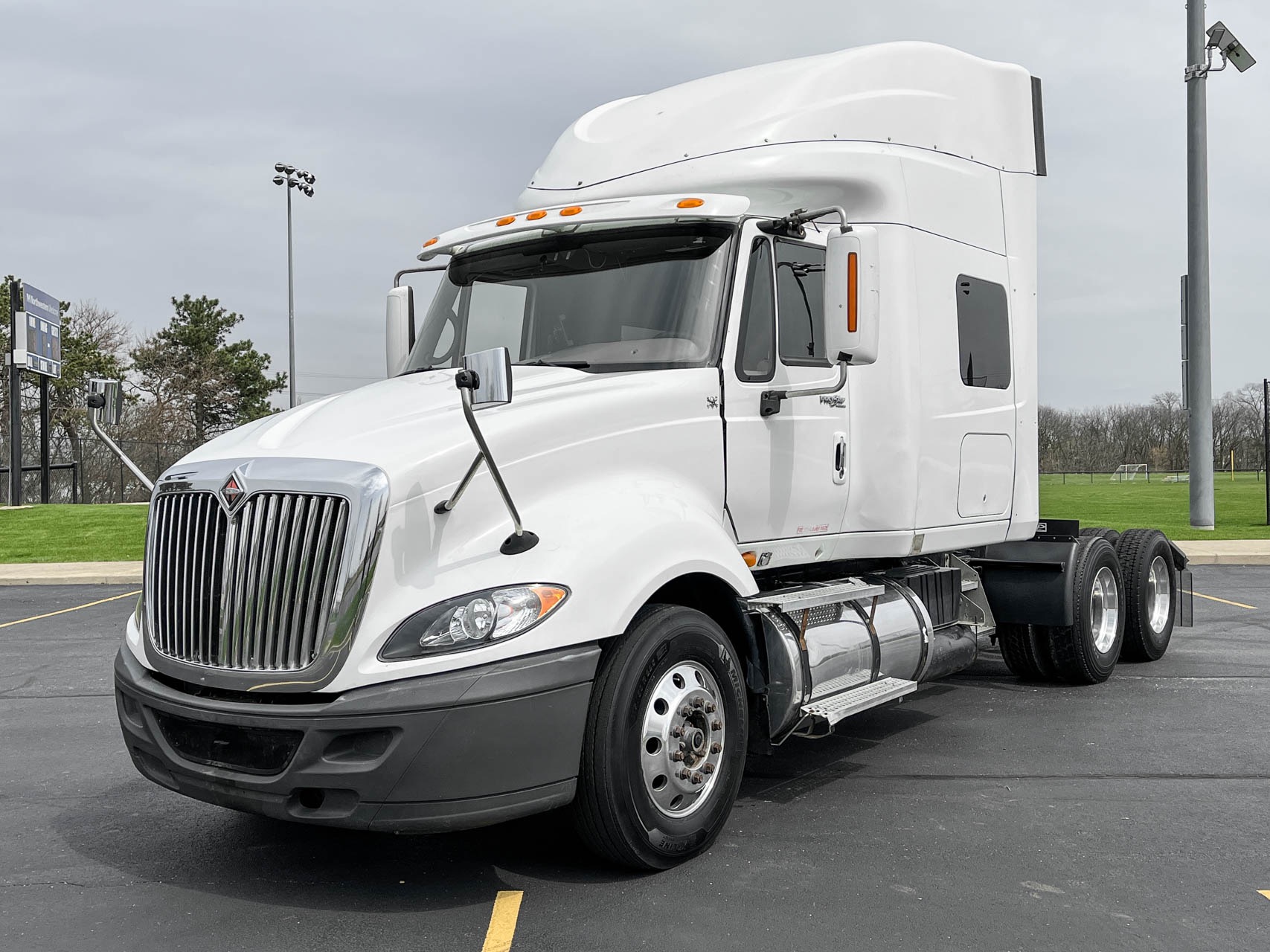 Used 2010 International Prostar Premium Sleeper - Cummins ISX - 13 Speed Manual for sale Sold at Chicago Motor Cars in West Chicago IL 60185 1
