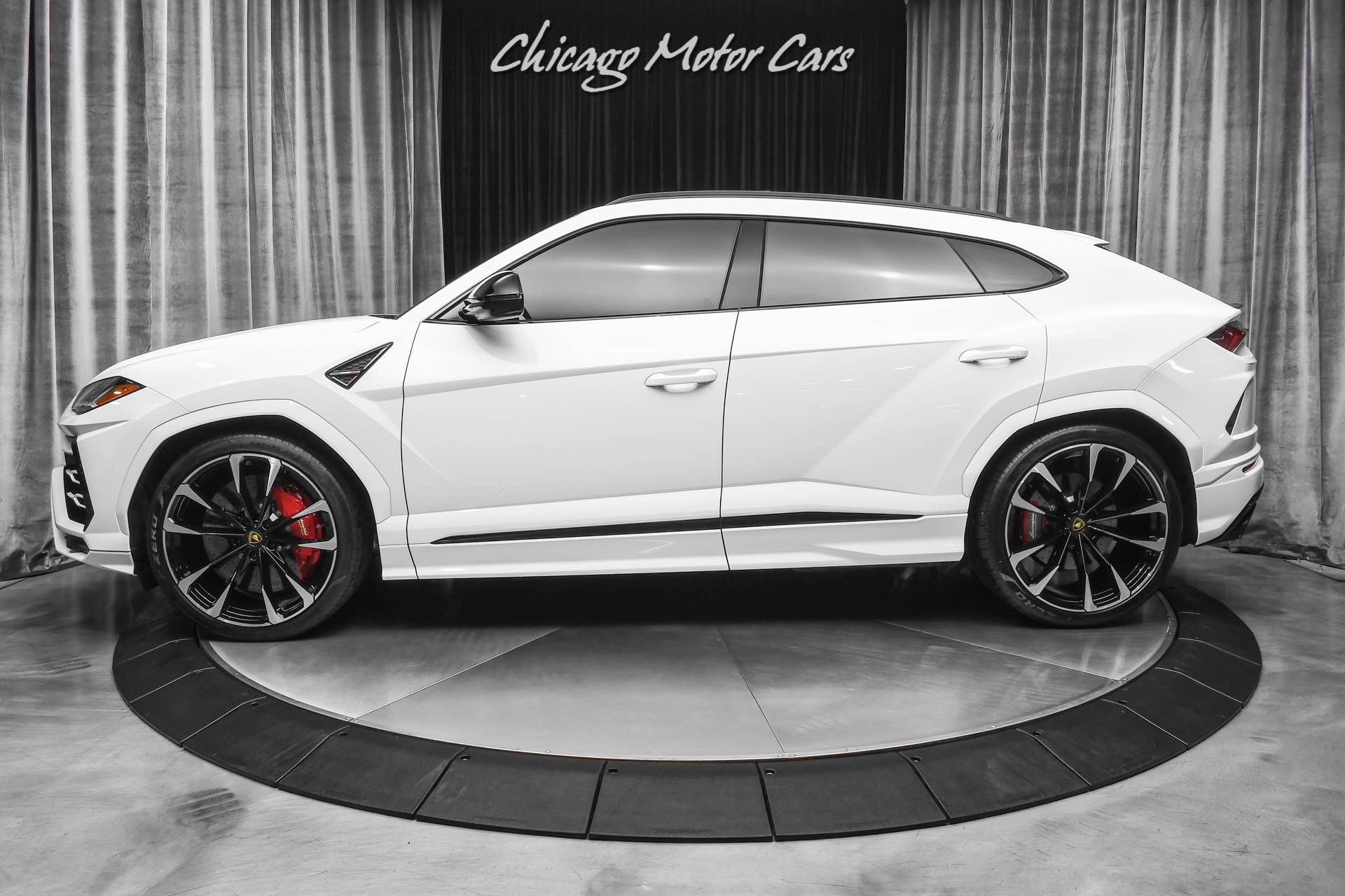 Used-2021-Lamborghini-Urus-SUV-Hot-Color-Combo-23-Taigete-Rims-Sportivo-Leather