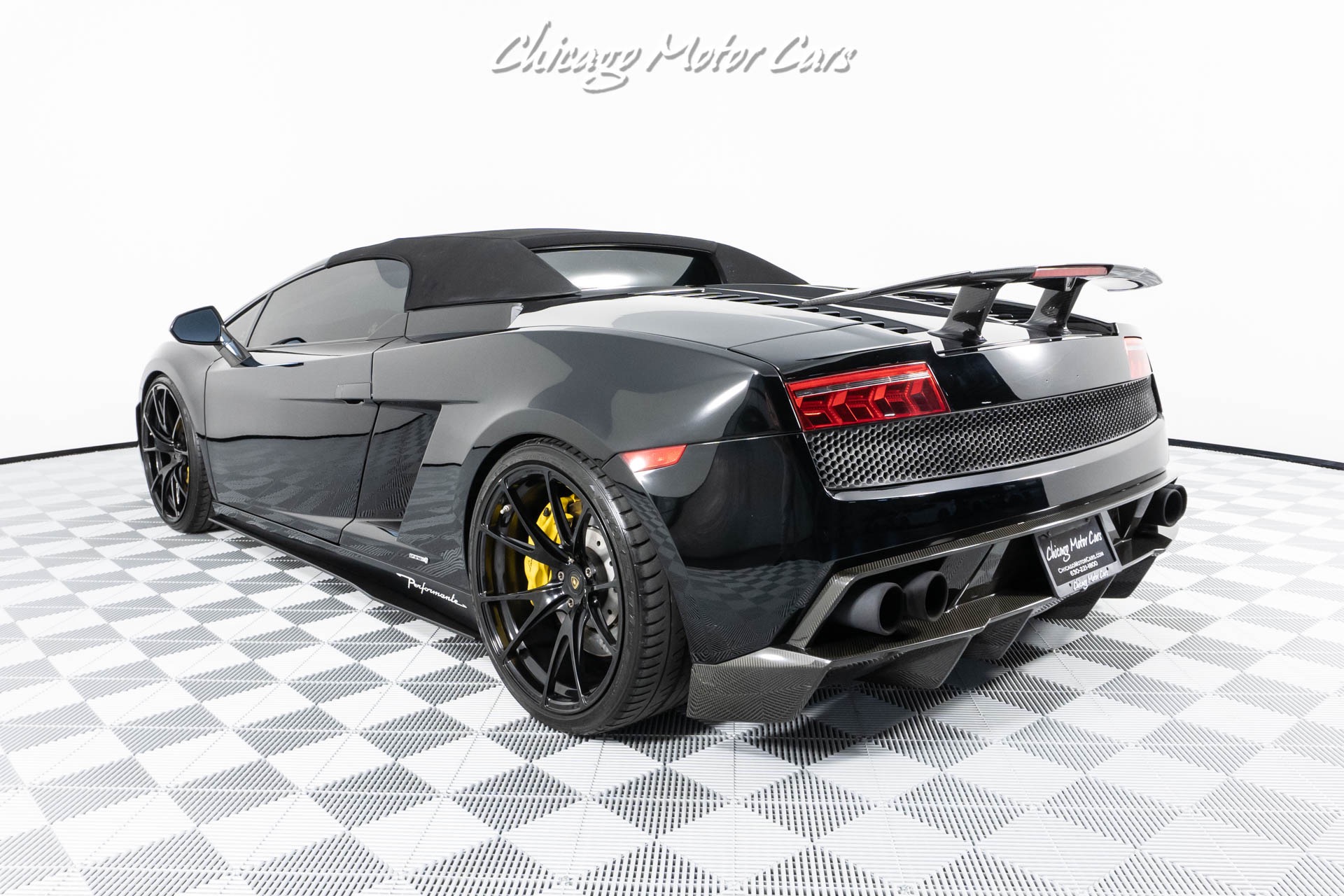 Used-2012-Lamborghini-Gallardo-Performante-570-4-SPYDER