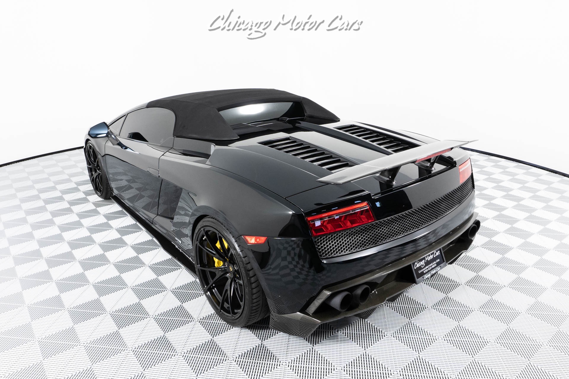 Used-2012-Lamborghini-Gallardo-Performante-570-4-SPYDER