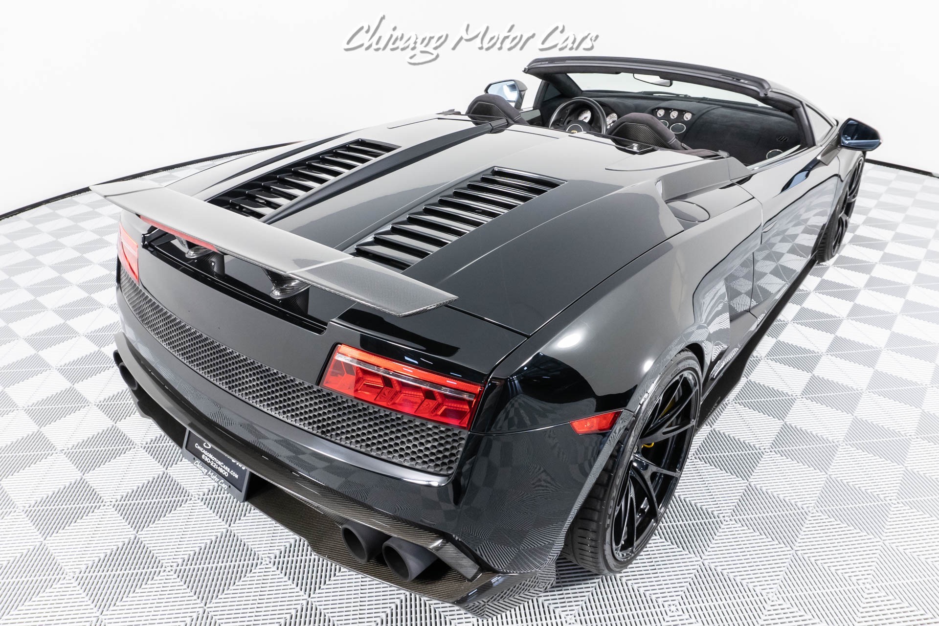 Used-2012-Lamborghini-Gallardo-Performante-570-4-SPYDER