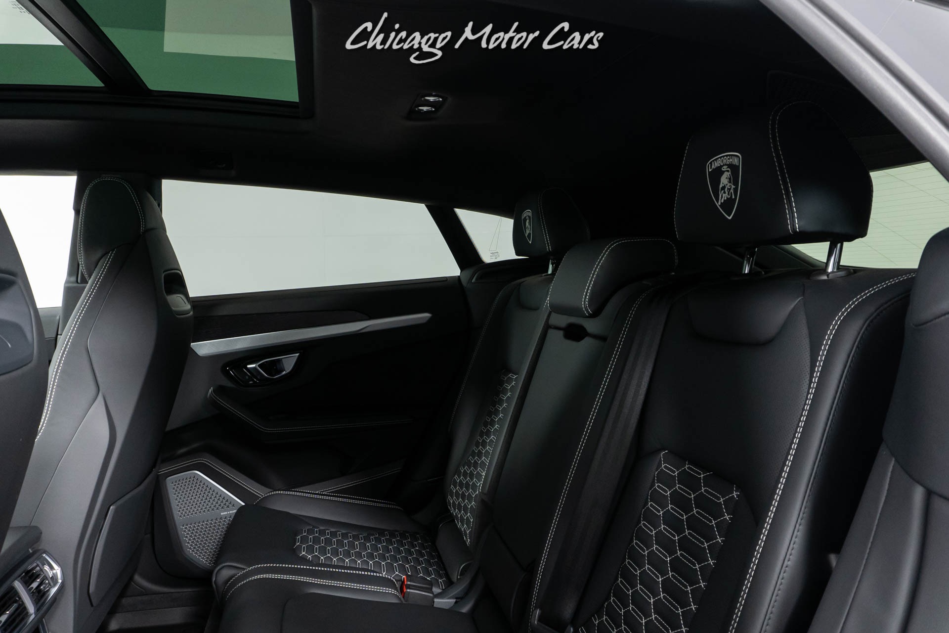 Used-2022-Lamborghini-Urus-SUV-23-Shiny-Taigete-Rims-B-O-3D-Audio-ONLY-50-Miles