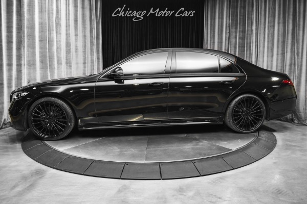 Used 2021 Mercedes-Benz S580 4Matic Sedan AMG Line! Exclusive Pkg! 3D Tech Pkg! Comfort Pkg! LOADED for sale Sold at Chicago Motor Cars in West Chicago IL 60185 1
