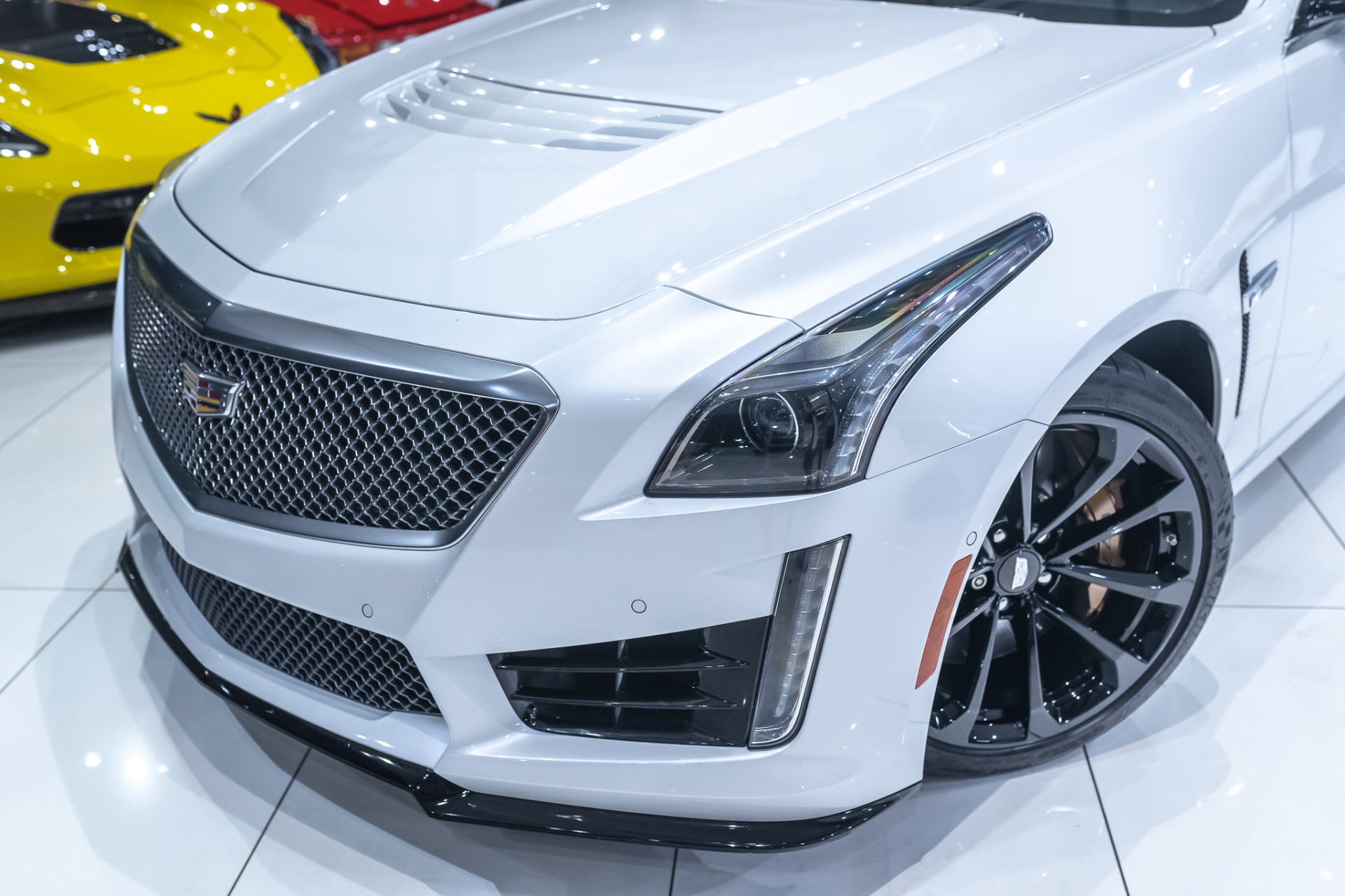 Used-2016-Cadillac-CTS-V-Sedan-LOW-Miles-Recaro-Perf-Seats-Luxury-Pkg-Perf-Data-Recorder-LOADED