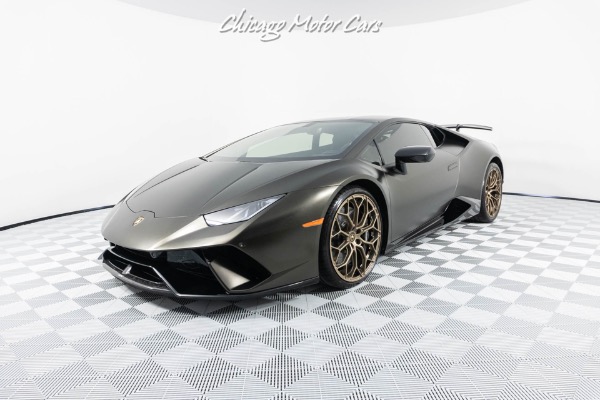 Used 2018 Lamborghini Huracan LP 640-4 Performante TONS OF CARBON HOT COLOR COMBO ONLY 11k MILES for sale Sold at Chicago Motor Cars in West Chicago IL 60185 6