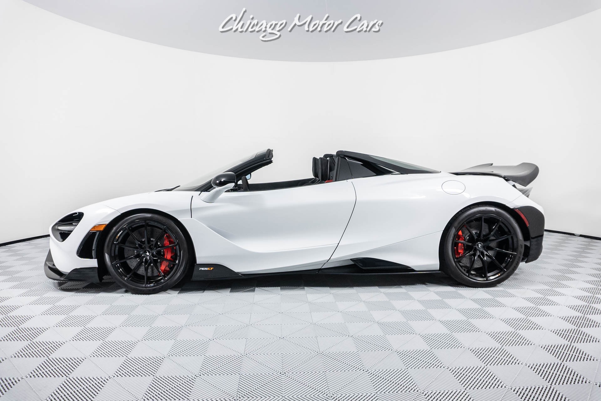 Used-2022-McLaren-765LT-Spider-BRAND-NEW-MSO-CLUBSPORT-PACK-CARBON-FIBER-SENNA-SEATS-HOTTEST-SPEC