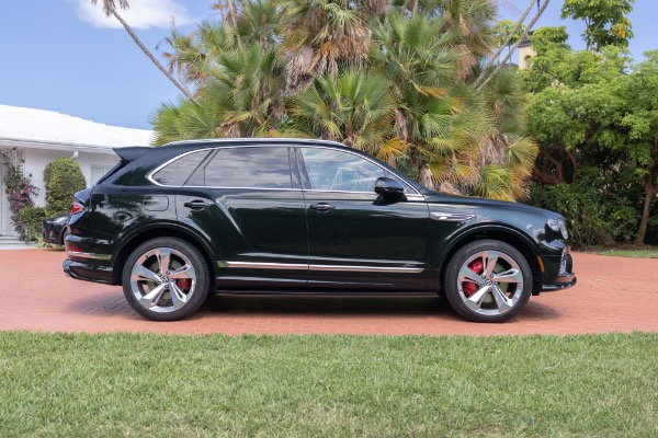 Used 2022 Bentley Bentayga Speed SUV Mulliner Collection Touring Spec ONLY 140 Miles HUGE MSRP LOADED! for sale Sold at Chicago Motor Cars in West Chicago IL 60185 6