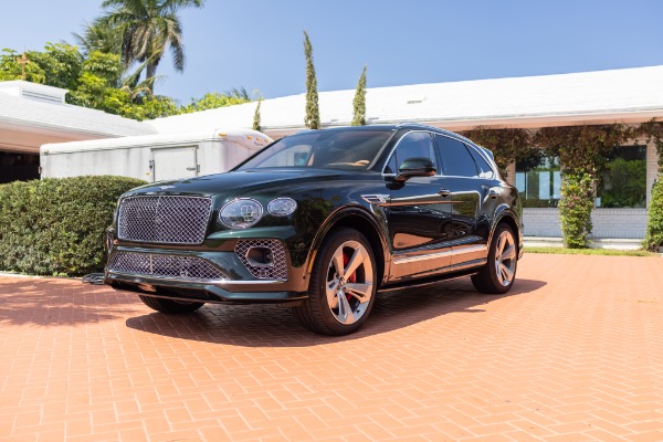 Used 2022 Bentley Bentayga Speed SUV Mulliner Collection Touring Spec ONLY 140 Miles HUGE MSRP LOADED! for sale Sold at Chicago Motor Cars in West Chicago IL 60185 1
