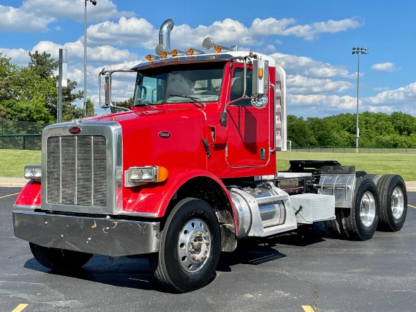 Used 2008 Peterbilt 365 Day Cab - Cummins ISM - 410 Horsepower - 10 Speed Manual for sale Sold at Chicago Motor Cars in West Chicago IL 60185 1
