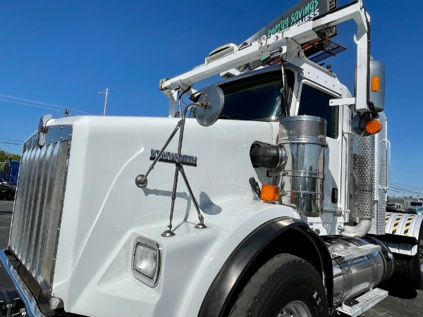 Used-2016-Kenworth-T800-QUAD-AXLE-DAY-CAB---CUMMINS-ISX---DUAL-LINE-WET-KIT---93K-GVWR