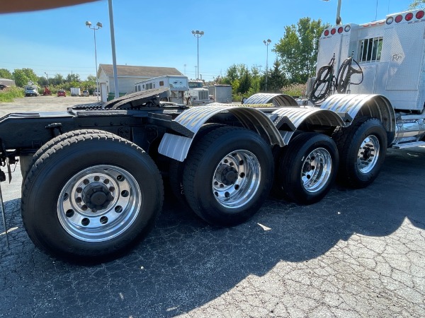 Used-2016-Kenworth-T800-QUAD-AXLE-DAY-CAB---CUMMINS-ISX---DUAL-LINE-WET-KIT---93K-GVWR