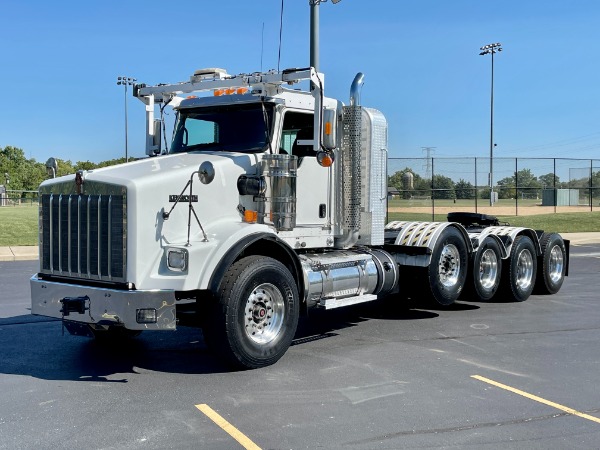 Used 2016 Kenworth T800 QUAD AXLE DAY CAB - CUMMINS ISX - DUAL LINE WET KIT - 93K GVWR! for sale Sold at Chicago Motor Cars in West Chicago IL 60185 1