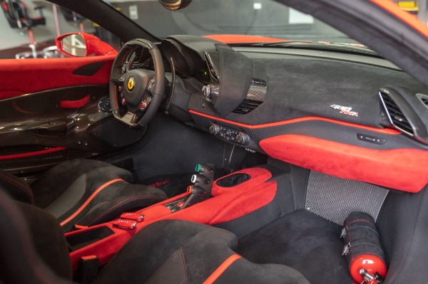 Used-2020-Ferrari-488-Pista-Coupe-Only-344-Miles-Carbon-Fiber-Front-Lift-Alcantara-Huge-MSRP
