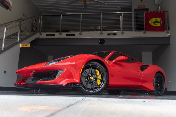 Used-2020-Ferrari-488-Pista-Coupe-Only-344-Miles-Carbon-Fiber-Front-Lift-Alcantara-Huge-MSRP