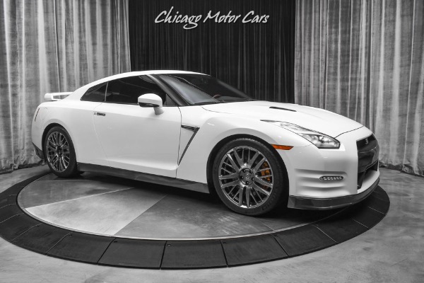 Used 2016 Nissan GT-R Premium Coupe 600+ WHP! HOT Color Combo! GTC Titan Titanium Exhaust! for sale Sold at Chicago Motor Cars in West Chicago IL 60185 6
