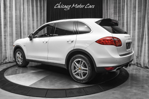 Used 2013 Porsche Cayenne Diesel SUV Premium Pkg Plus! BOSE Audio Pkg! Panorama Roof! LOADED for sale Sold at Chicago Motor Cars in West Chicago IL 60185 3