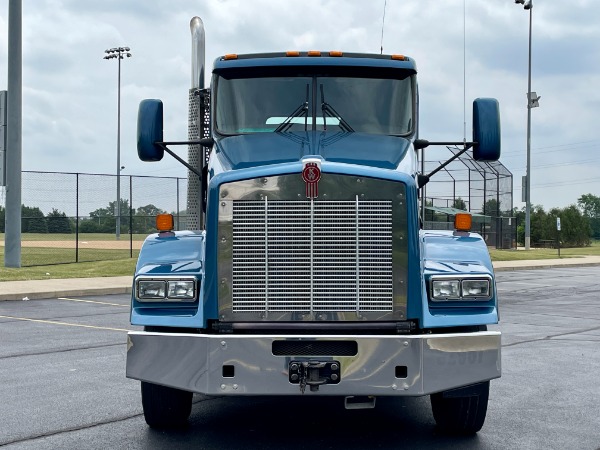 Used 2019 Kenworth T800 Day Cab - Cummins X15 - 500 Horsepower - 18 Speed Manual for sale Sold at Chicago Motor Cars in West Chicago IL 60185 2