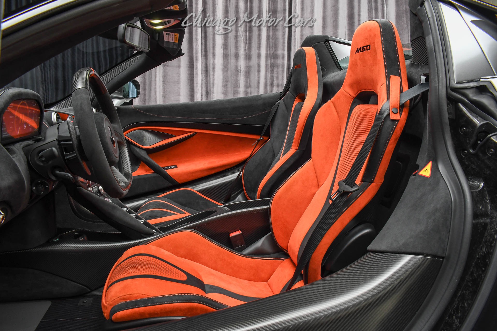 Used-2022-McLaren-765LT-Spider-Convertible-ONLY-43-Miles-MSO-Bespoke-Options-LOADED-Carbon-Fiber