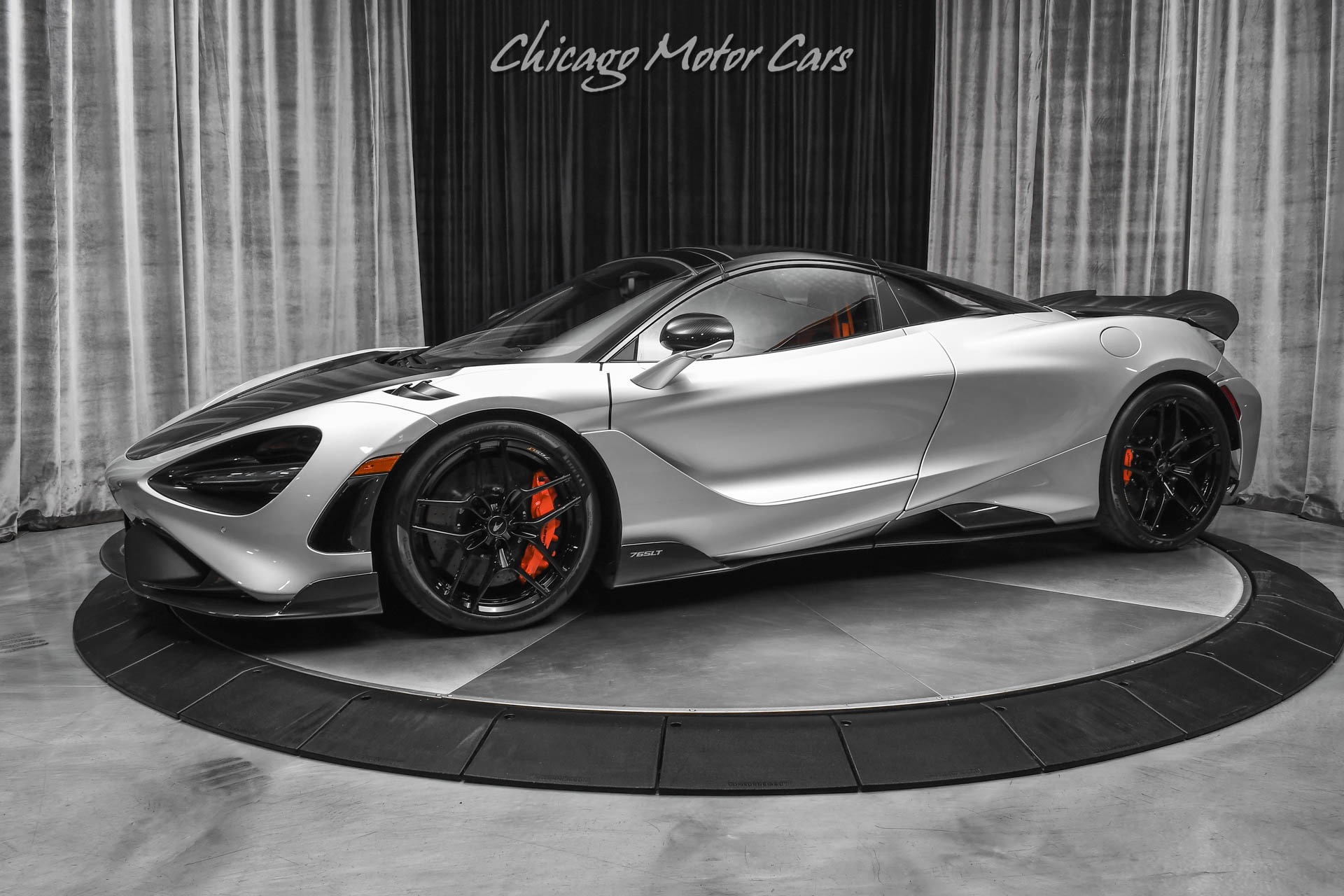 Used-2022-McLaren-765LT-Spider-Convertible-ONLY-43-Miles-MSO-Bespoke-Options-LOADED-Carbon-Fiber