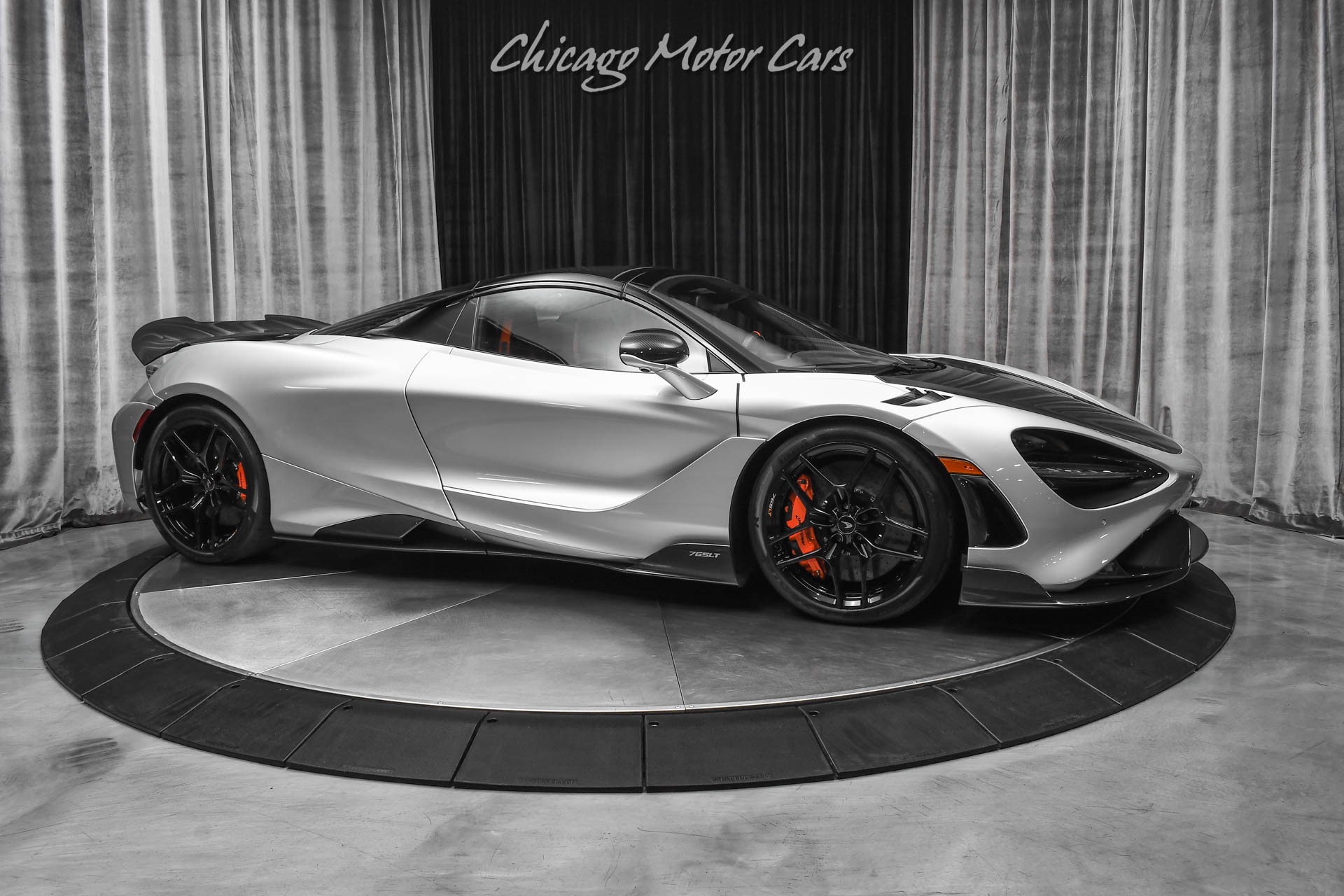 Used-2022-McLaren-765LT-Spider-Convertible-ONLY-43-Miles-MSO-Bespoke-Options-LOADED-Carbon-Fiber