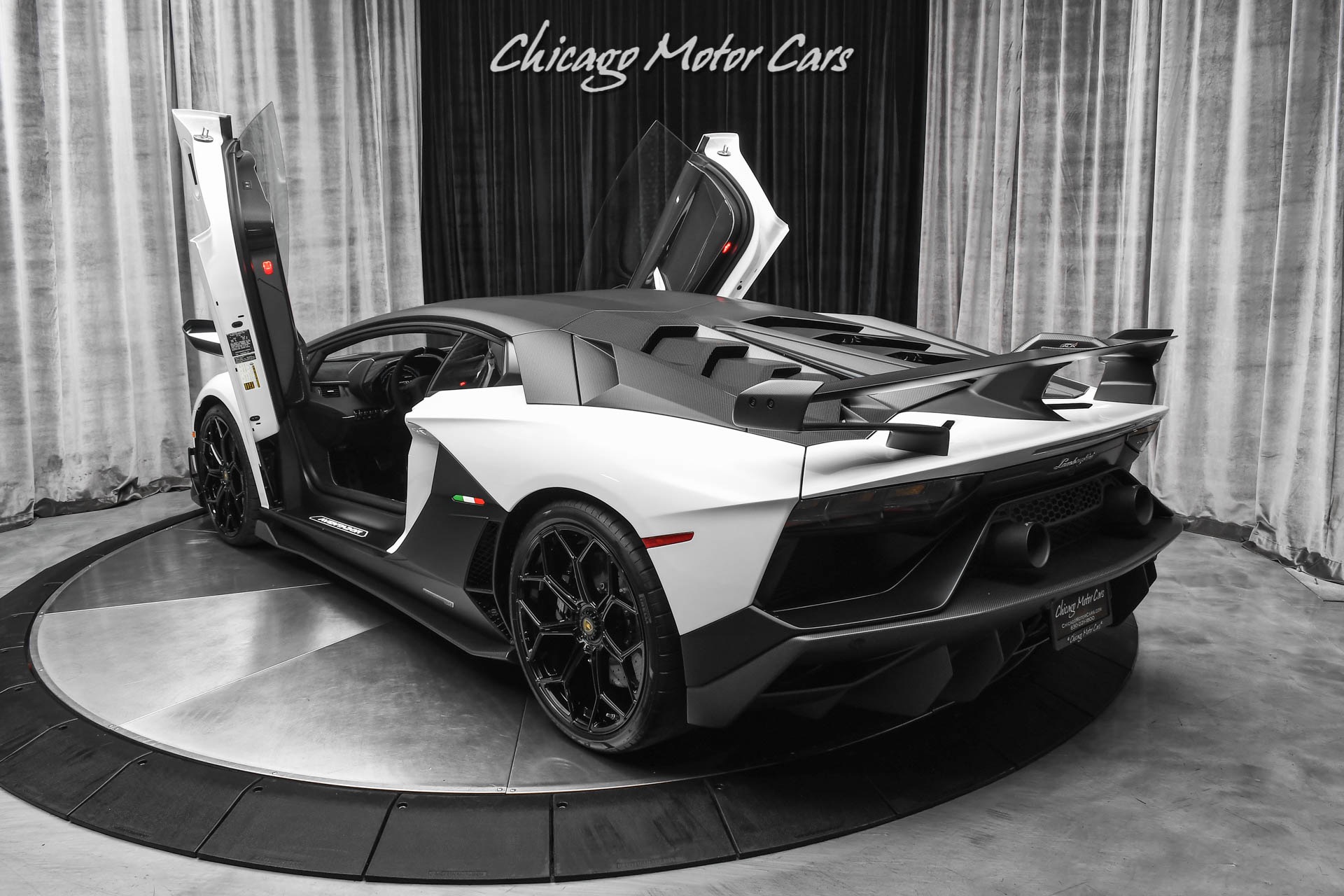 Used-2020-Lamborghini-Aventador-SVJ-63-LP770-4-SVJ63-Coupe-ONLY-120-Miles-SUPER-RARE-EXAMPLE-TONS-of-Carbon