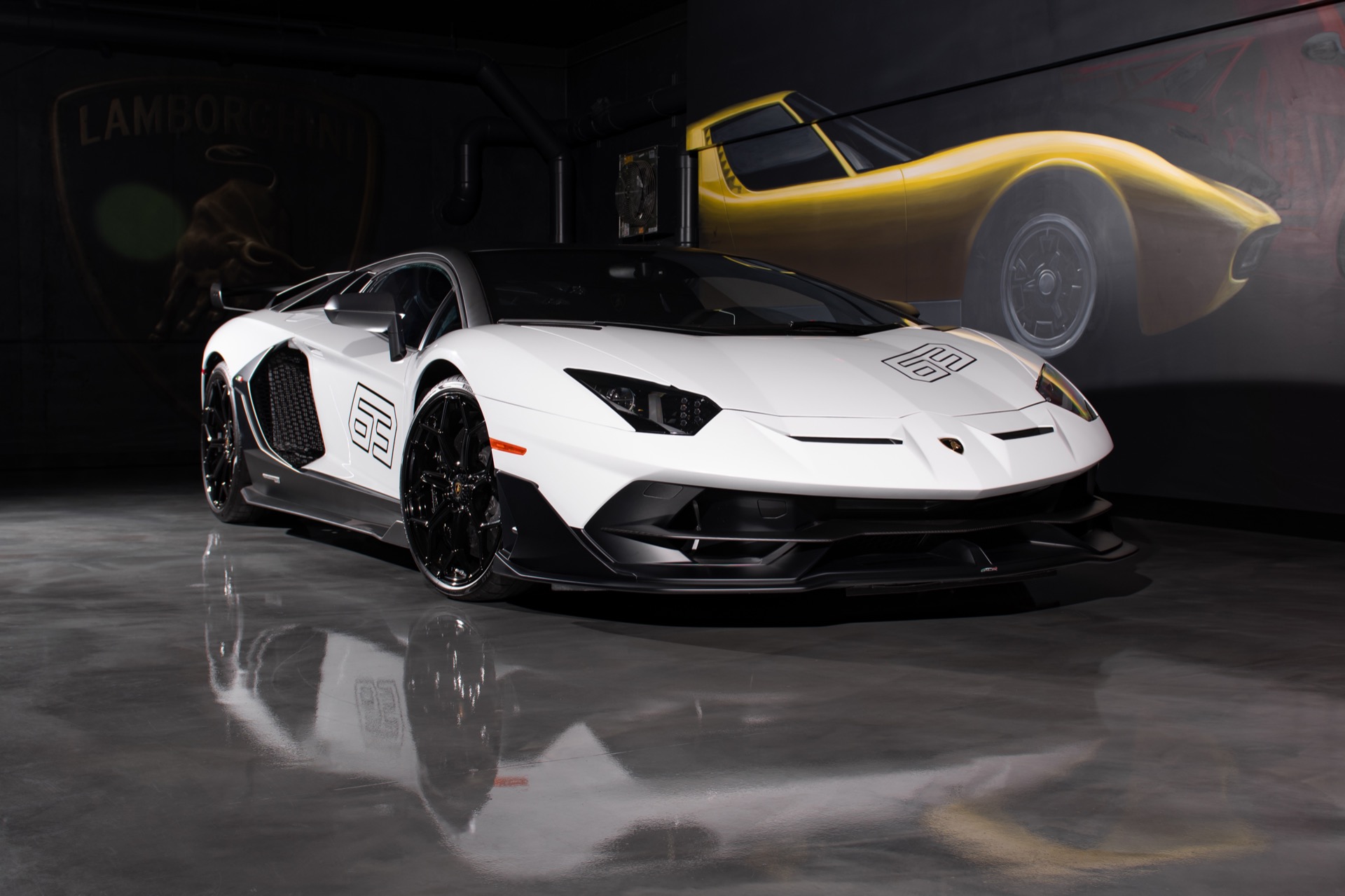 Used-2020-Lamborghini-Aventador-LP770-4-SVJ63-Coupe-ONLY-120-Miles-SUPER-RARE-TONS-of-Carbon-LOADED