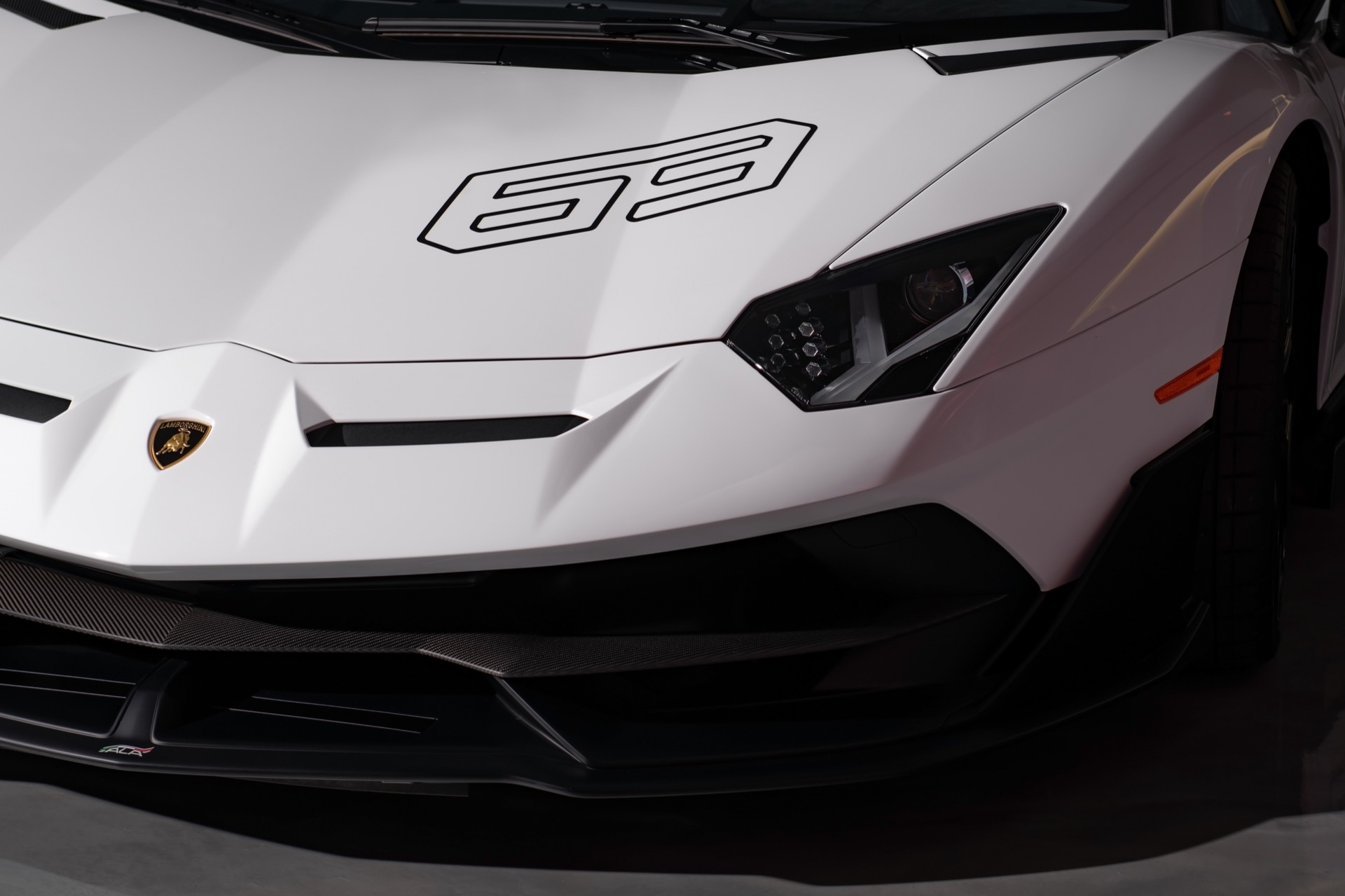 Used-2020-Lamborghini-Aventador-SVJ-63-LP770-4-SVJ63-Coupe-ONLY-120-Miles-SUPER-RARE-EXAMPLE-TONS-of-Carbon