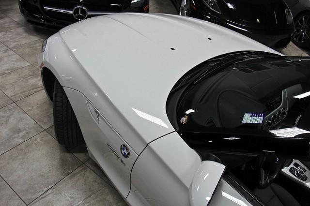 New-2011-BMW-Z4-sDrive30i