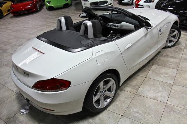 New-2011-BMW-Z4-sDrive30i